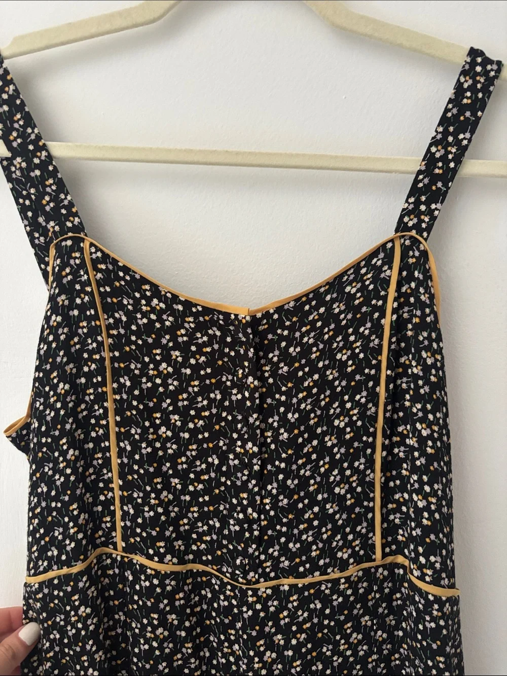 Madewell Sleeveless Jumpsuit Black Floral Adjustable Straps Button Front Size 6